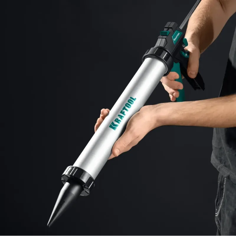 KRAFTOOL Ultra 310 мл, закрытый пистолет для герметика (06677-31)