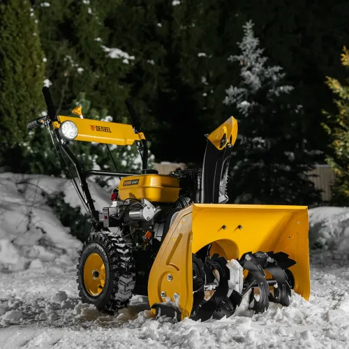 Снегоуборщик бензиновый SB 560 LP, 212cc, эл.старт, фара Denzel