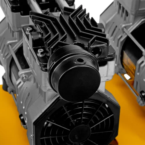 Компрессор безмаслянный малошумный DLS 2250/100, 2250 Вт, 3х750, 100 л, 410 л/мин блок упр Denzel